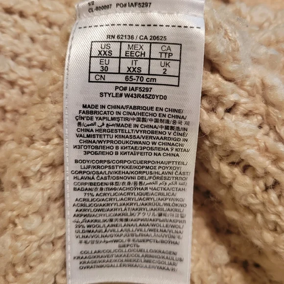 Guess Faux Fur Collar Sweater Cardigan  in xxs - Picture 12 of 12